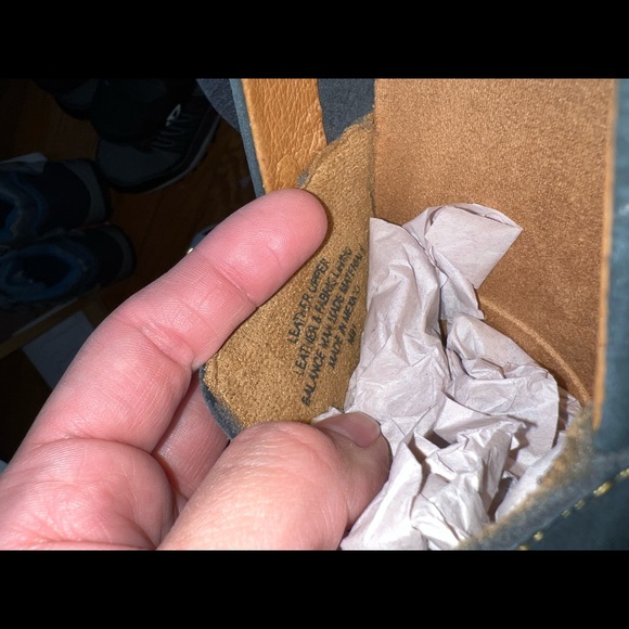 Born Shoes - Picture 3 of 8